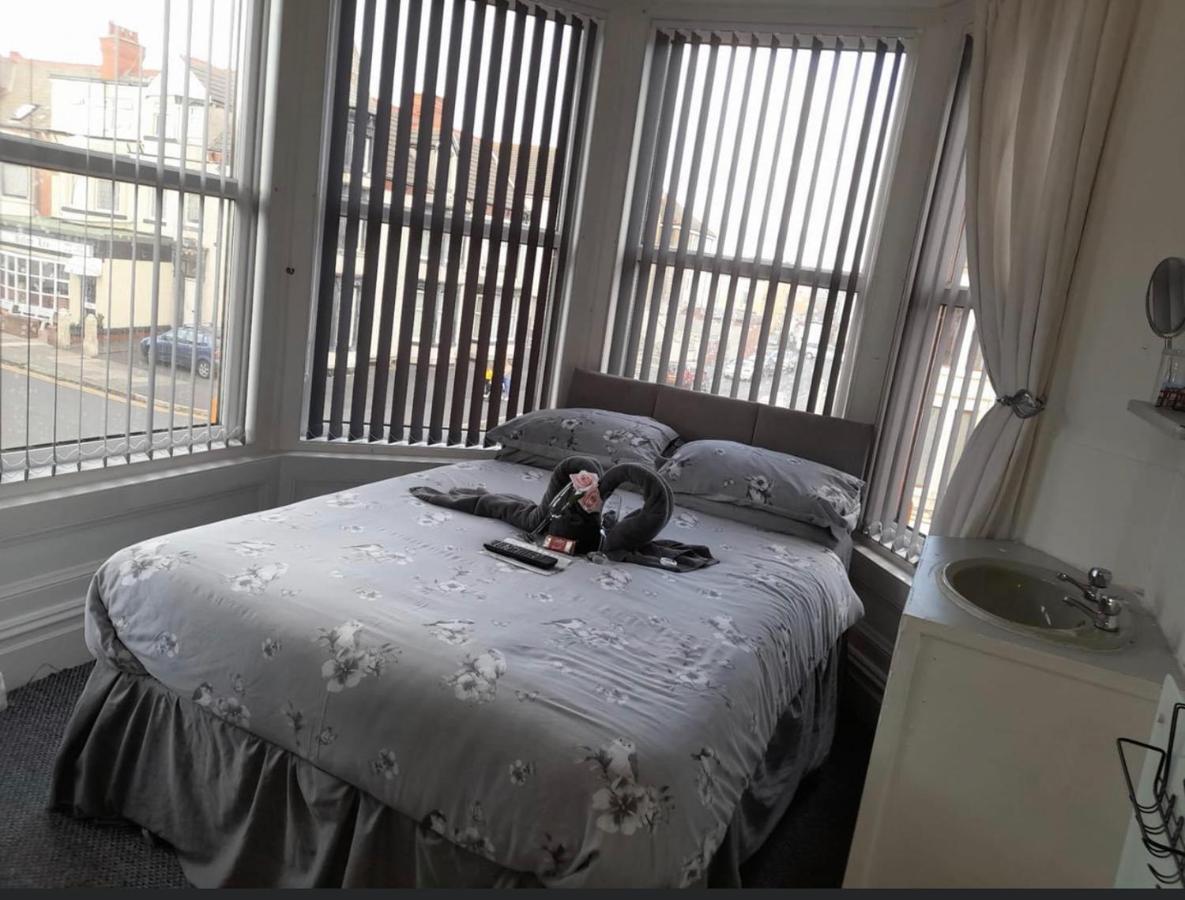 Mr Sandman'S Hotel Μπλάκπουλ Εξωτερικό φωτογραφία